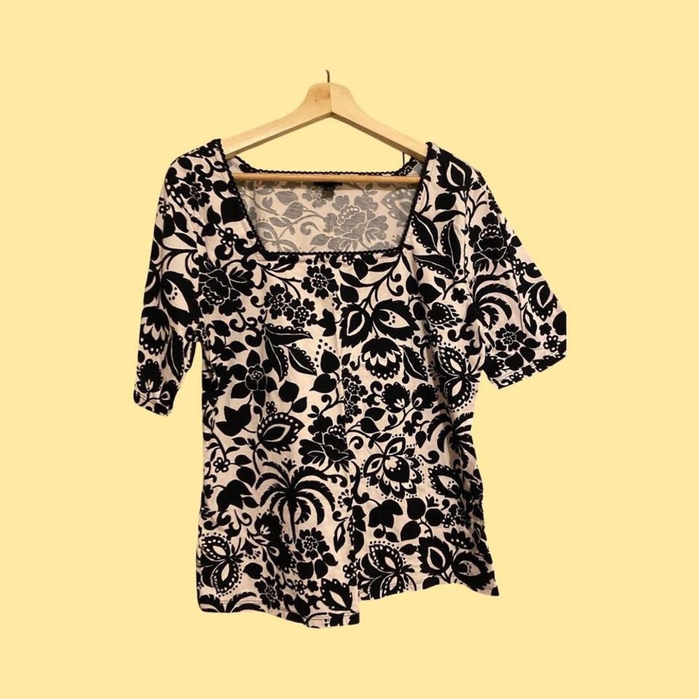 Floral top with lace trimming